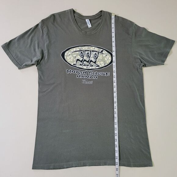 Women's Olive Graphic Maui Hawaii Short Sleeve Pullover Tee - Picture 4 of 9